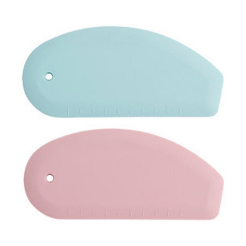 مكشطة سيليكون مرنة ذات حافة من - مراجعة Dough Scraper Curved وسعره
